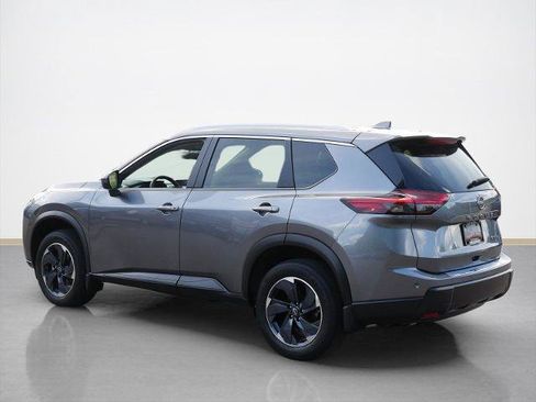 Certified 2024 Nissan Rogue SV w/ SV Premium Package AWD/4WD image 5