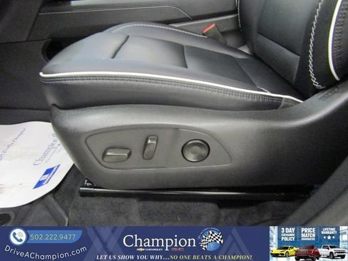 Certified 2026 GMC Acadia Denali w/ Super Cruise Package FWD image 29