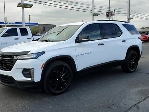 Certified 2023 Chevrolet Traverse RS image 4