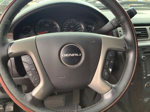 Used 2013 GMC Sierra 2500 Denali w/ Snow Plow Prep Package image 16