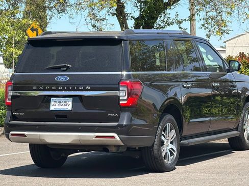 Used 2024 Ford Expedition Max Limited AWD/4WD image 4
