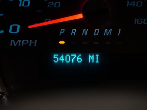 Used 2019 Chevrolet Express 2500 w/ Driver Convenience Package image 7