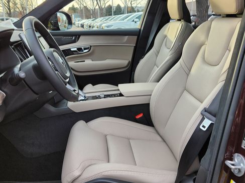 New 2026 Volvo XC90 B6 Ultra w/ Lounge Package image 7