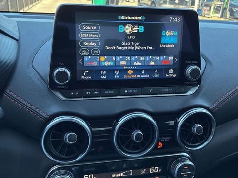 Used 2025 Nissan Sentra SR w/ SR Premium Package FWD image 18