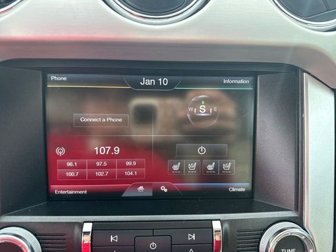 Used 2015 Ford Mustang GT Premium image 22