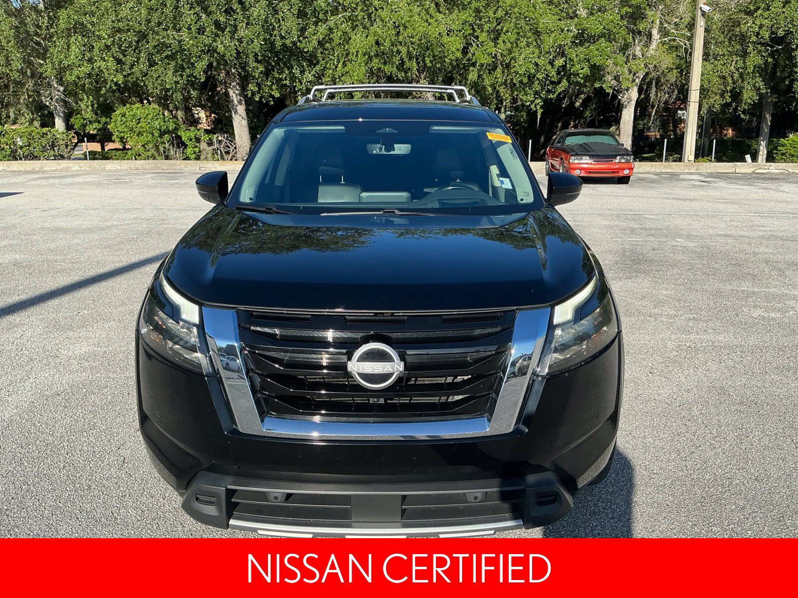 Certified 2024 Nissan Pathfinder Platinum w/ Cargo Package FWD image 3