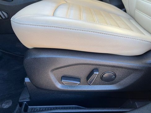 Used 2024 Ford Edge SEL w/ Convenience Package image 14