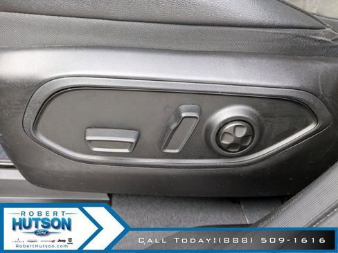 Used 2023 Jeep Grand Cherokee L Laredo image 19