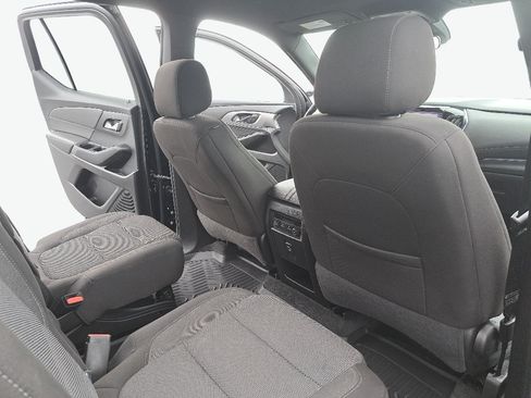 Used 2023 Chevrolet Traverse LT AWD/4WD image 11