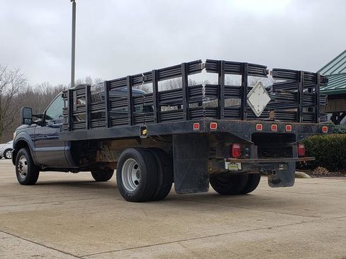 Used 2015 Ford F350 XL w/ Trailer Tow Package image 3