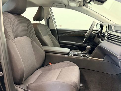 Used 2025 Toyota Camry LE FWD image 18
