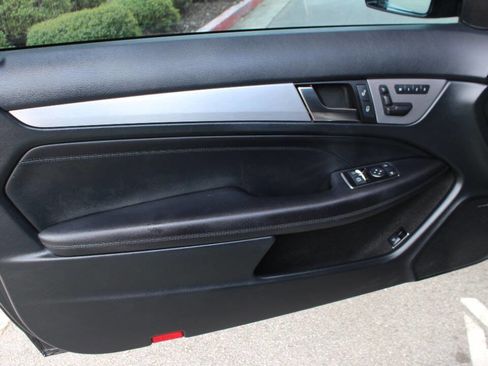 Used 2012 Mercedes-Benz C 250 Coupe image 22