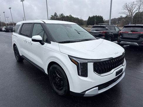 New 2026 Kia Carnival image 1