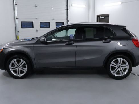 Used 2019 Mercedes-Benz GLA 250 4MATIC image 4