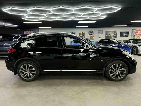 Used 2016 INFINITI QX50 AWD image 4