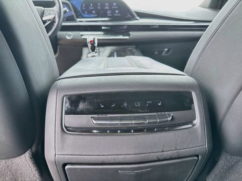 Used 2024 Cadillac Escalade Sport w/ LPO, ONYX Package AWD/4WD image 25