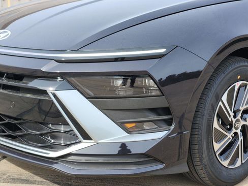 New 2026 Hyundai Sonata Blue FWD image 6
