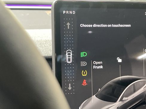 Used 2025 Tesla Model 3 Long Range image 37