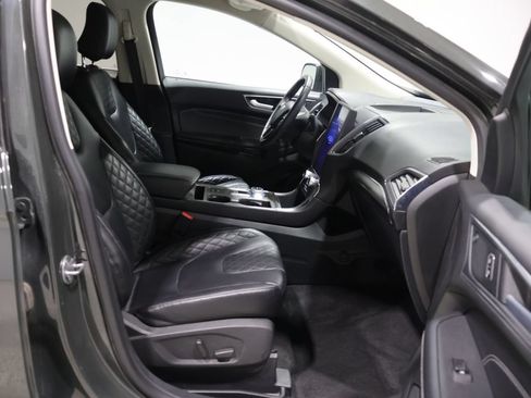 Used 2024 Ford Edge Titanium w/ Equipment Group 301A AWD/4WD image 23