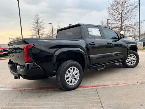 New 2025 Toyota Tacoma SR5 image 5