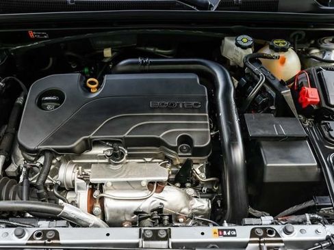 Used 2025 Chevrolet Malibu RS image 27