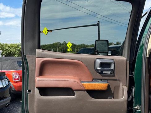 Used 2015 Chevrolet Silverado 2500 High Country w/ Duramax Plus Package AWD/4WD image 18