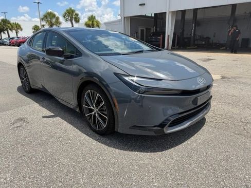 Used 2024 Toyota Prius Limited FWD image 1