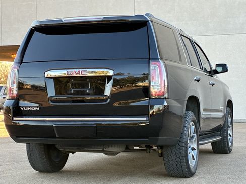 Used 2016 GMC Yukon Denali RWD image 25