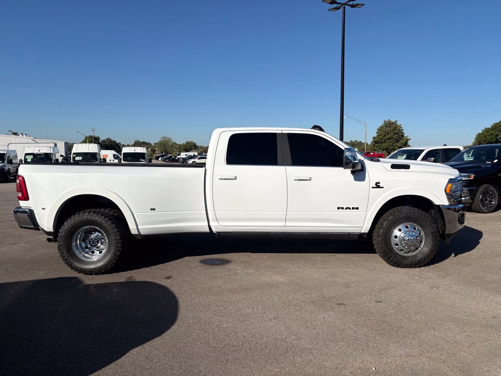 Used 2024 RAM 3500 Limited w/ Towing Technology Group AWD/4WD image 9