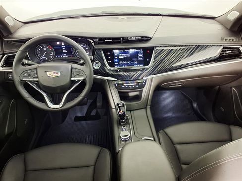 Certified 2024 Cadillac XT6 Premium Luxury w/ Technology Package image 3