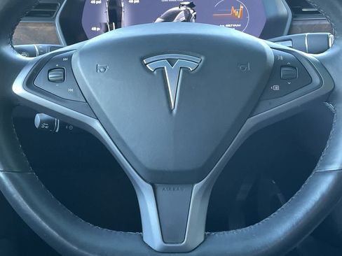 Used 2020 Tesla Model X Long Range AWD/4WD image 18