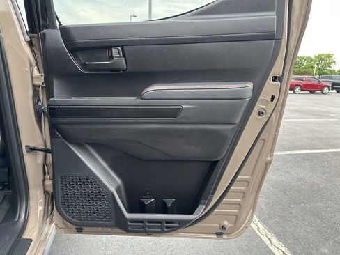 Certified 2025 Toyota Tacoma TRD Pro AWD/4WD image 11