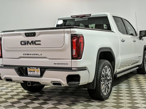 Certified 2025 GMC Sierra 1500 Denali Ultimate AWD/4WD image 8