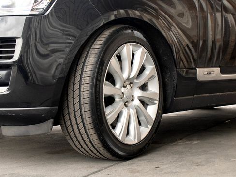 Used 2016 Land Rover Range Rover Long Wheelbase Supercharged image 30