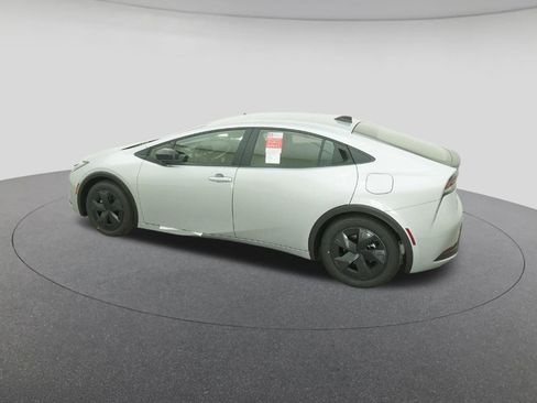 New 2026 Toyota Prius LE image 4