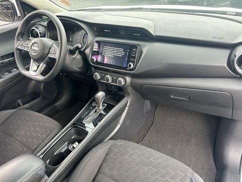 Used 2024 Nissan Kicks SV FWD image 32