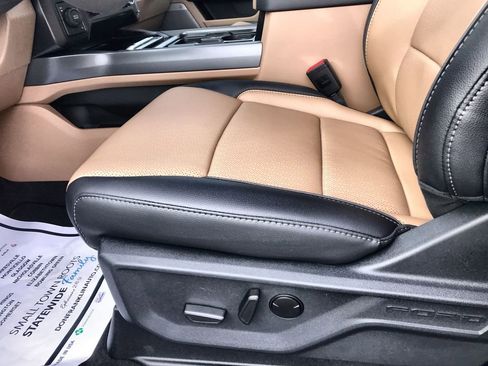 Used 2026 Ford F350 Lariat AWD/4WD image 12