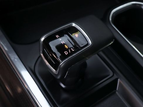 Used 2024 Chevrolet Silverado 1500 LT Trail Boss w/ LT Trail Boss Premium Package AWD/4WD image 39