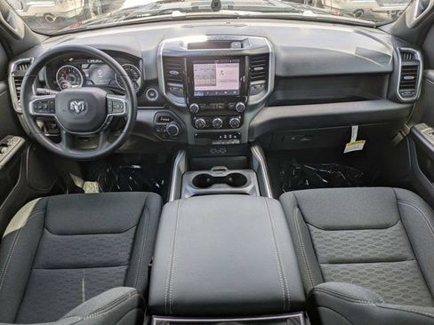 New 2026 RAM 1500 Express AWD/4WD image 14