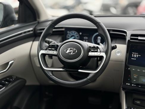 Used 2024 Hyundai Tucson Limited image 11