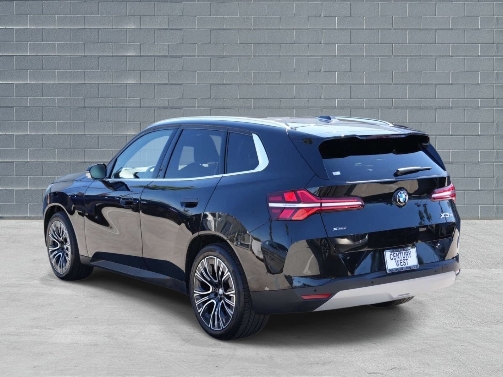 Used 2026 BMW X3 xDrive30i AWD/4WD image 3
