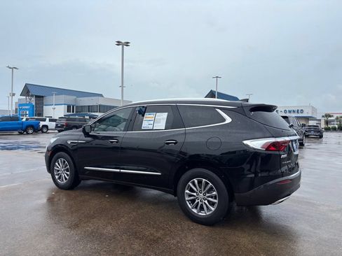 Used 2024 Buick Enclave Premium FWD image 18