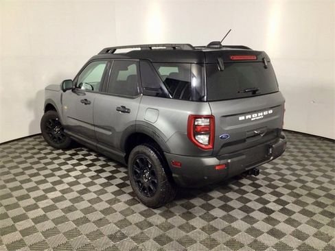 Used 2025 Ford Bronco Sport Badlands image 8