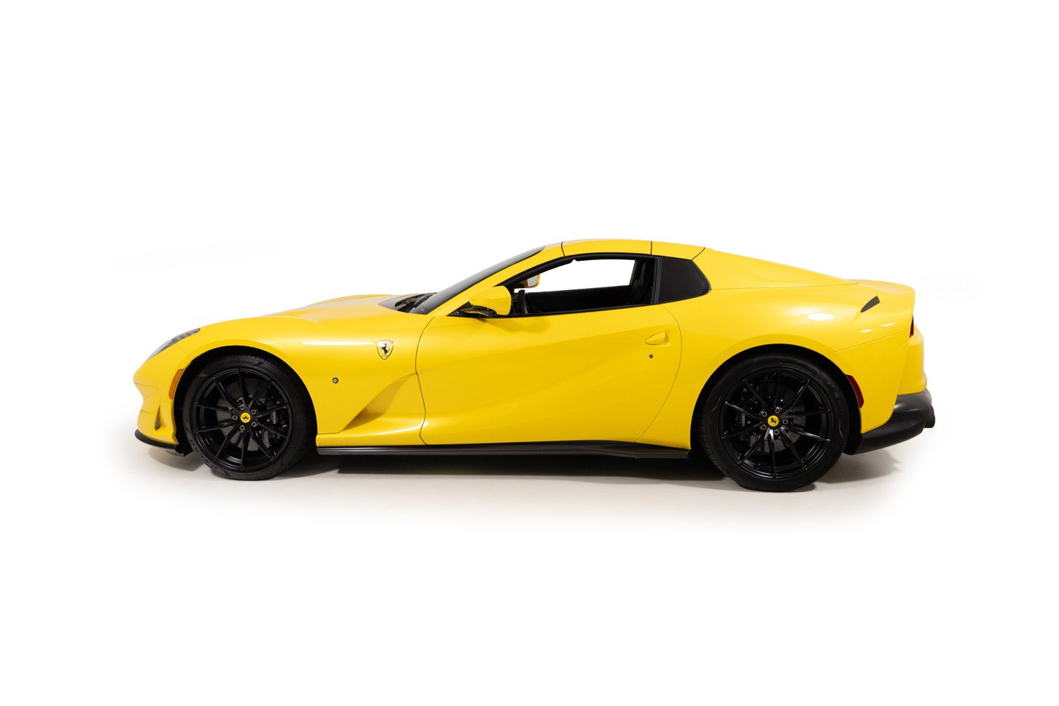 Certified 2021 Ferrari 812 GTS RWD image 4