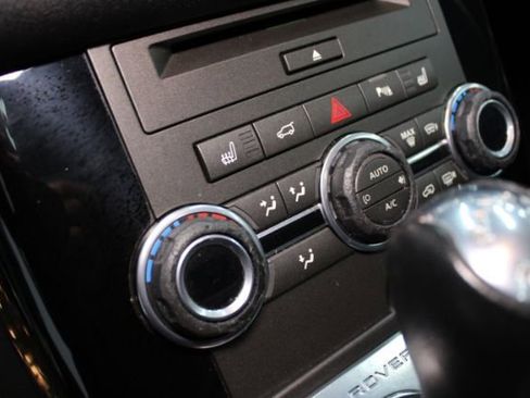 Used 2013 Land Rover Range Rover Sport HSE LUX image 18