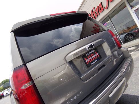 Used 2019 Chevrolet Suburban Premier w/ Premier Plus Edition AWD/4WD image 49