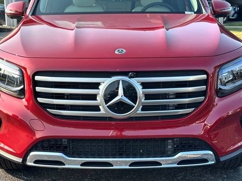 New 2026 Mercedes-Benz GLB 250 4MATIC image 4