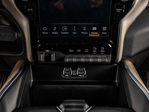 Used 2024 RAM 3500 Laramie w/ Bed Utility Group image 27