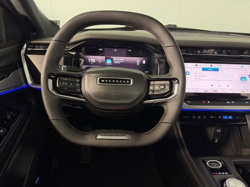 Used 2025 Jeep Wagoneer S Launch Edition image 14