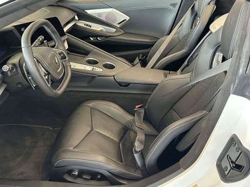 Used 2026 Chevrolet Corvette Stingray Premium Conv RWD image 16